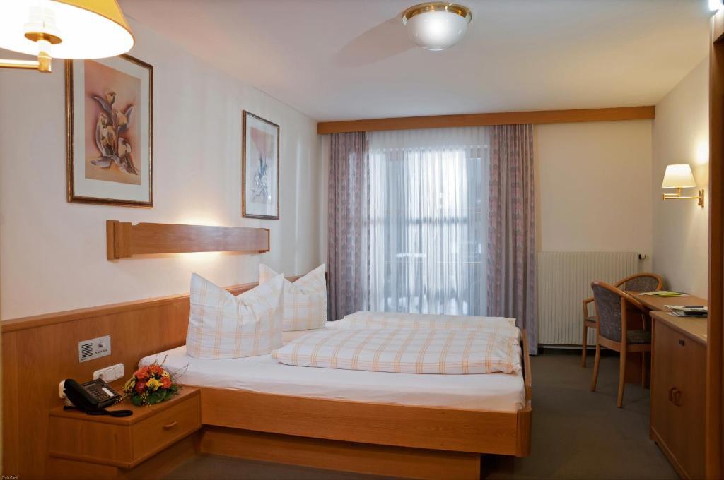Hotel Gasthof Zur Post Bad Wiessee Pokoj fotografie